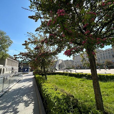 Apartamenty Pl. Wolnosci 6 Poznan Dış mekan fotoğraf