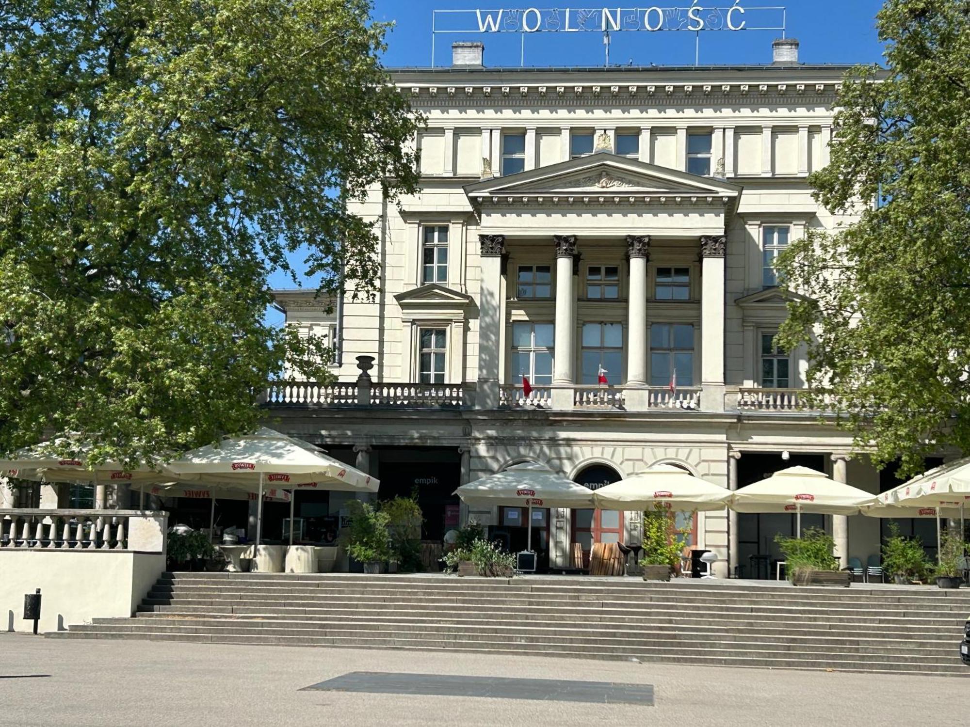 Apartamenty Pl. Wolnosci 6 Poznan Dış mekan fotoğraf